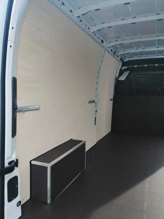 Renault Master L3H2 Profesjonalne zabudowy aut dostawczych // KNAUTECH