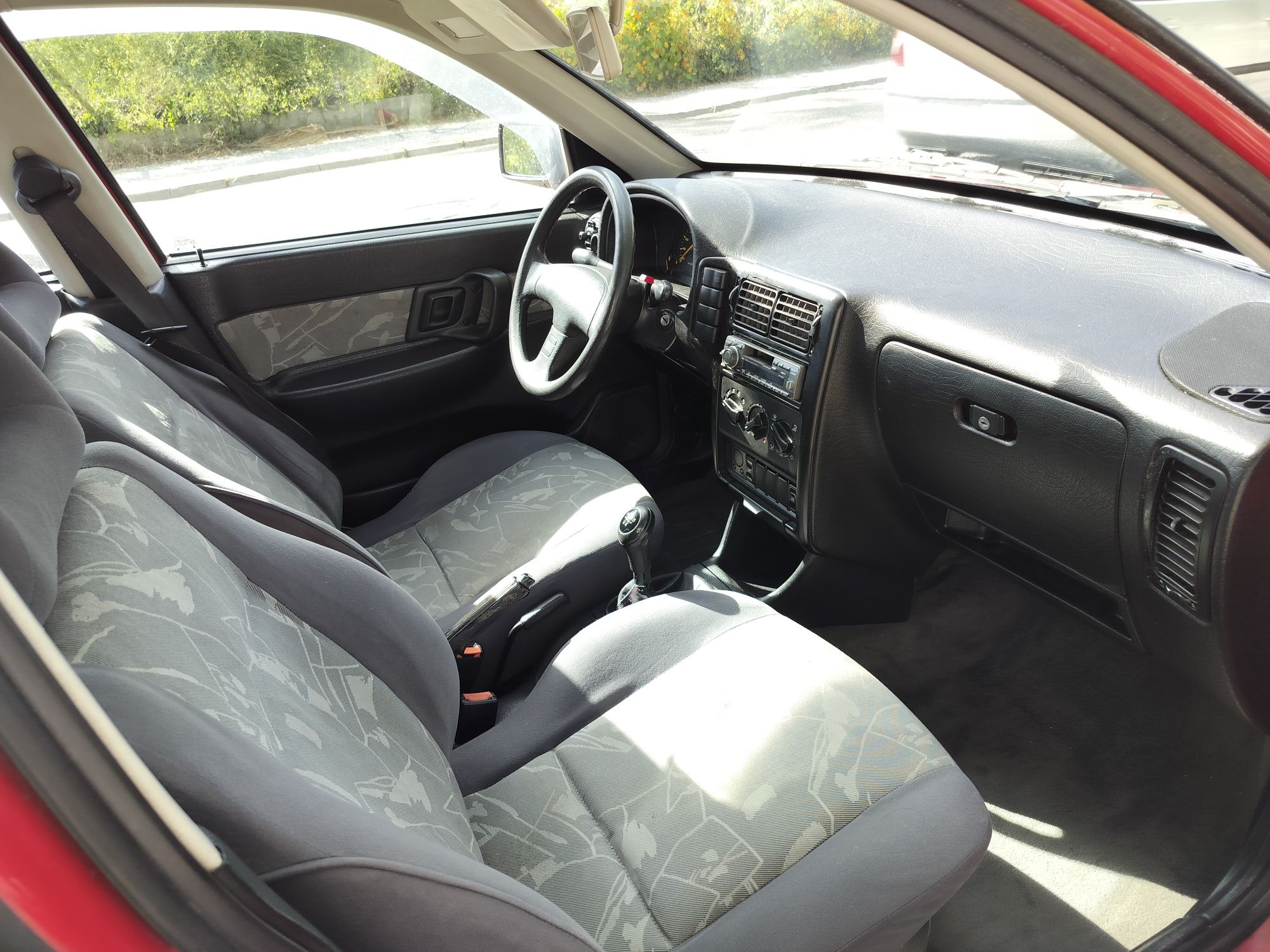 Seat Ibiza 1.3i Gasolina