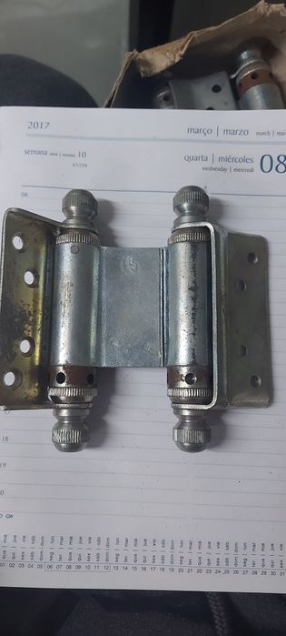 2 dobradicas portas