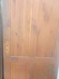 Drzwi 90 zewnętrzne drewniane z futryną