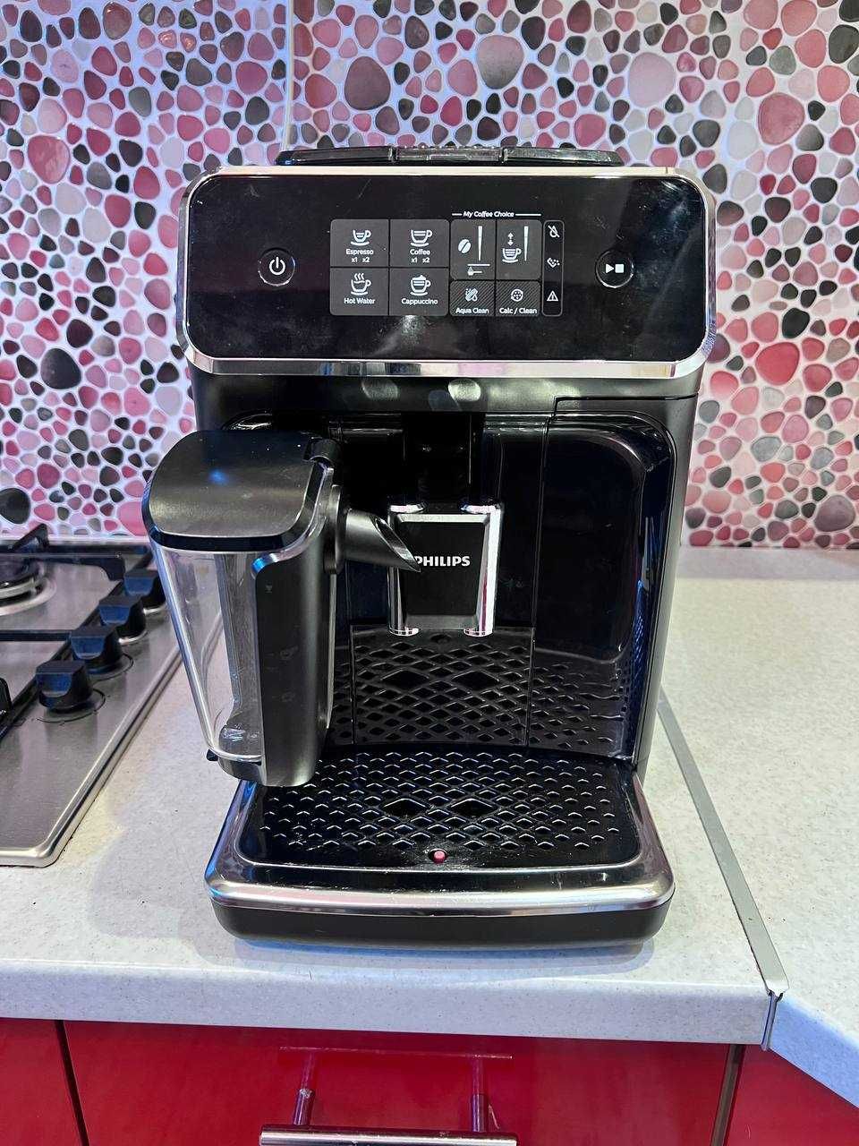 Кавова машина/кавомашинка PHILIPS LatteGo 2200