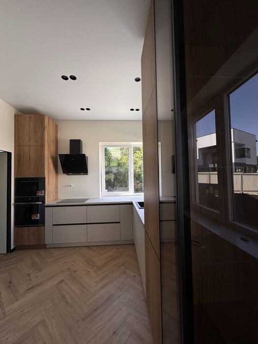 Продається сучасний. Новий будинок. Червениця. 135 м.кв.