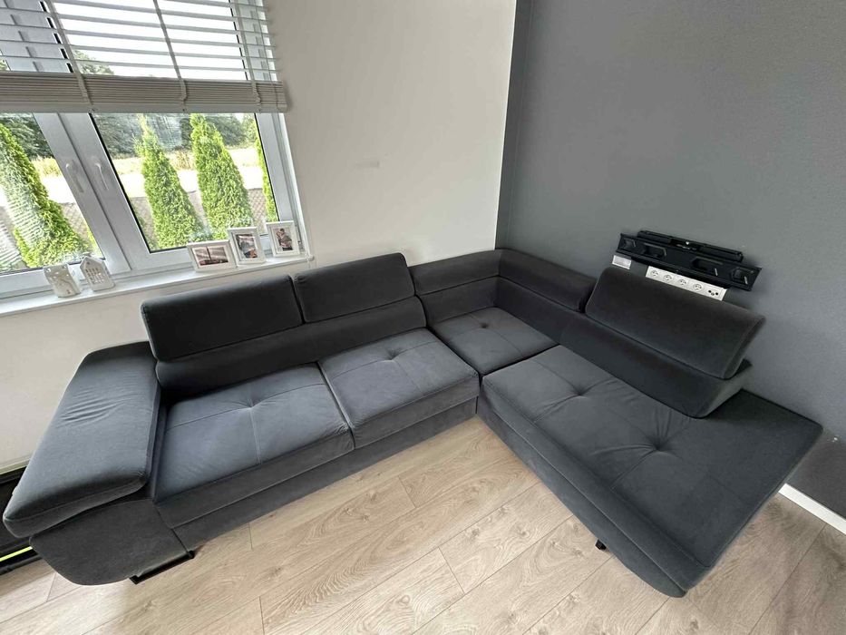 Welurowy naroznik z funkcją spania 275x202 prawy Anton