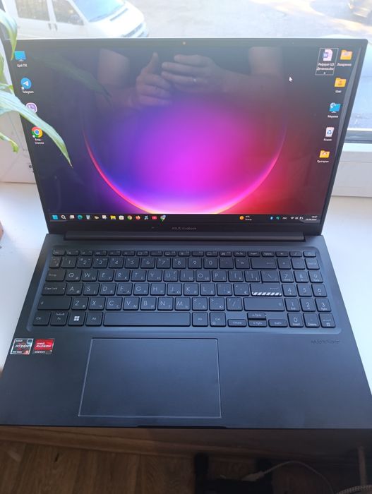 Asus Vivobook 15 OLED