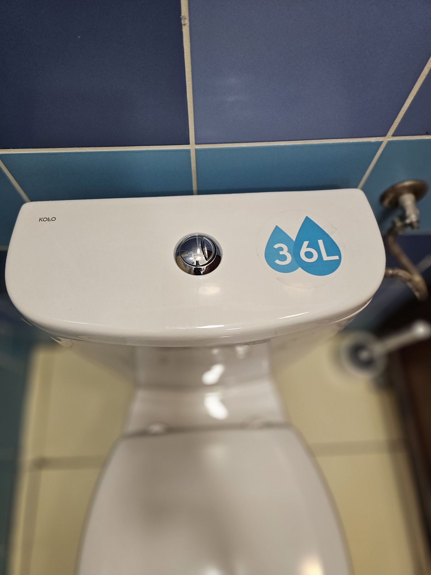 Kompakt WC ubikacja toaleta, dostępne 2szt