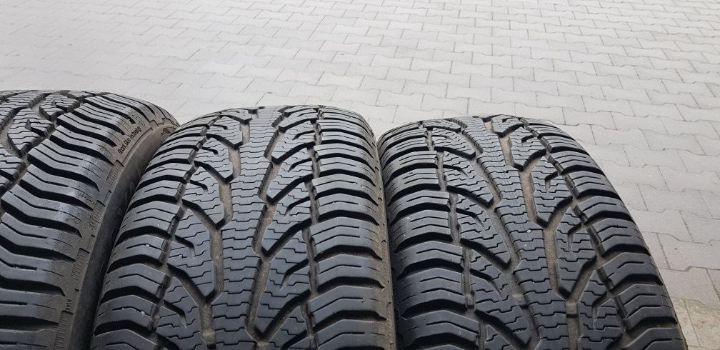 Opony całoroczne 225/60/17 Uniroyal