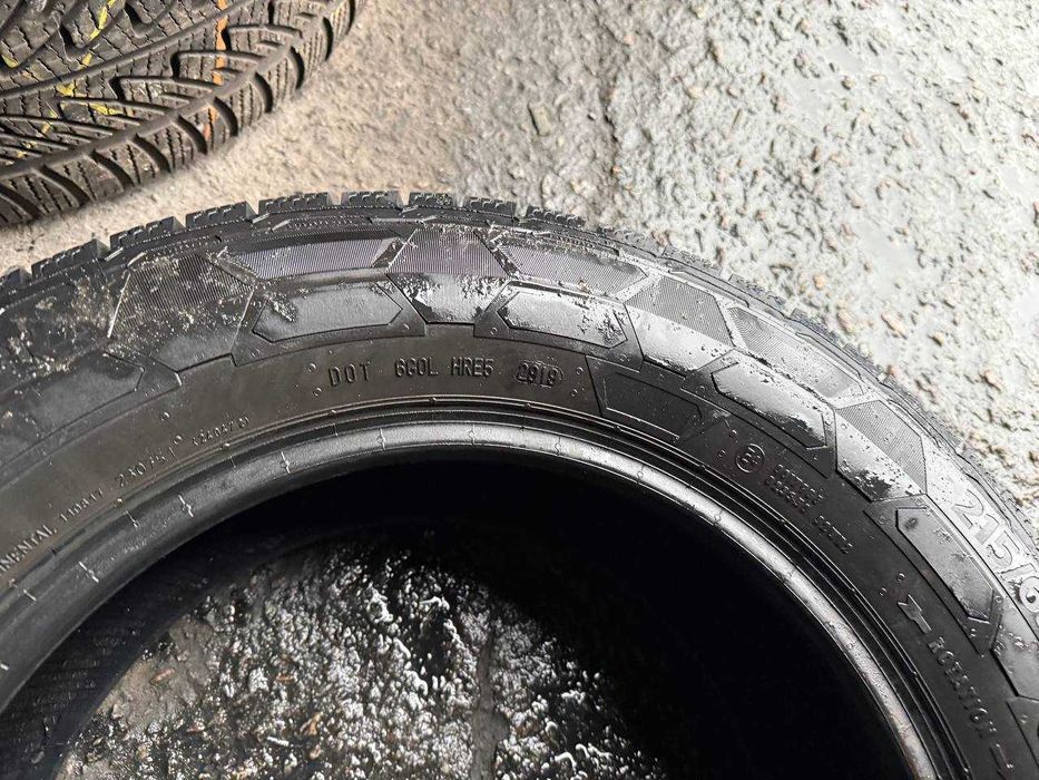 Шини зима 215/65/R16C Continental VanContactWinter