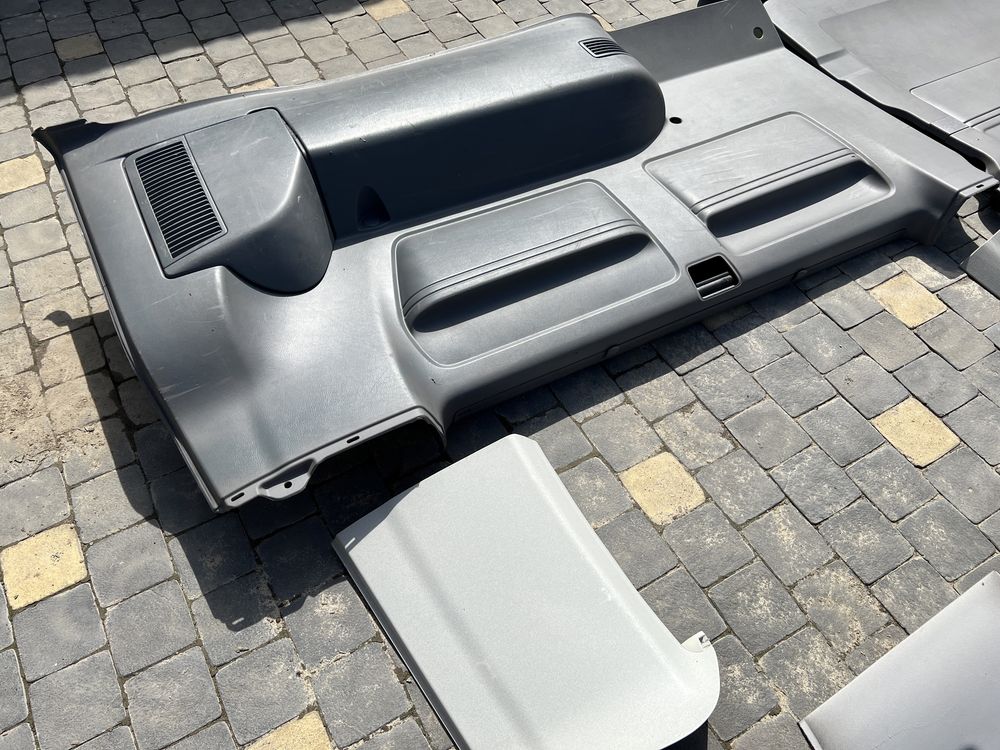 Салон пластик карти обшивка салону бокові пластики VW T5 Т5 Caravelle