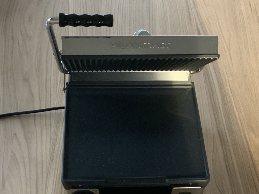 Milantoast model 16001