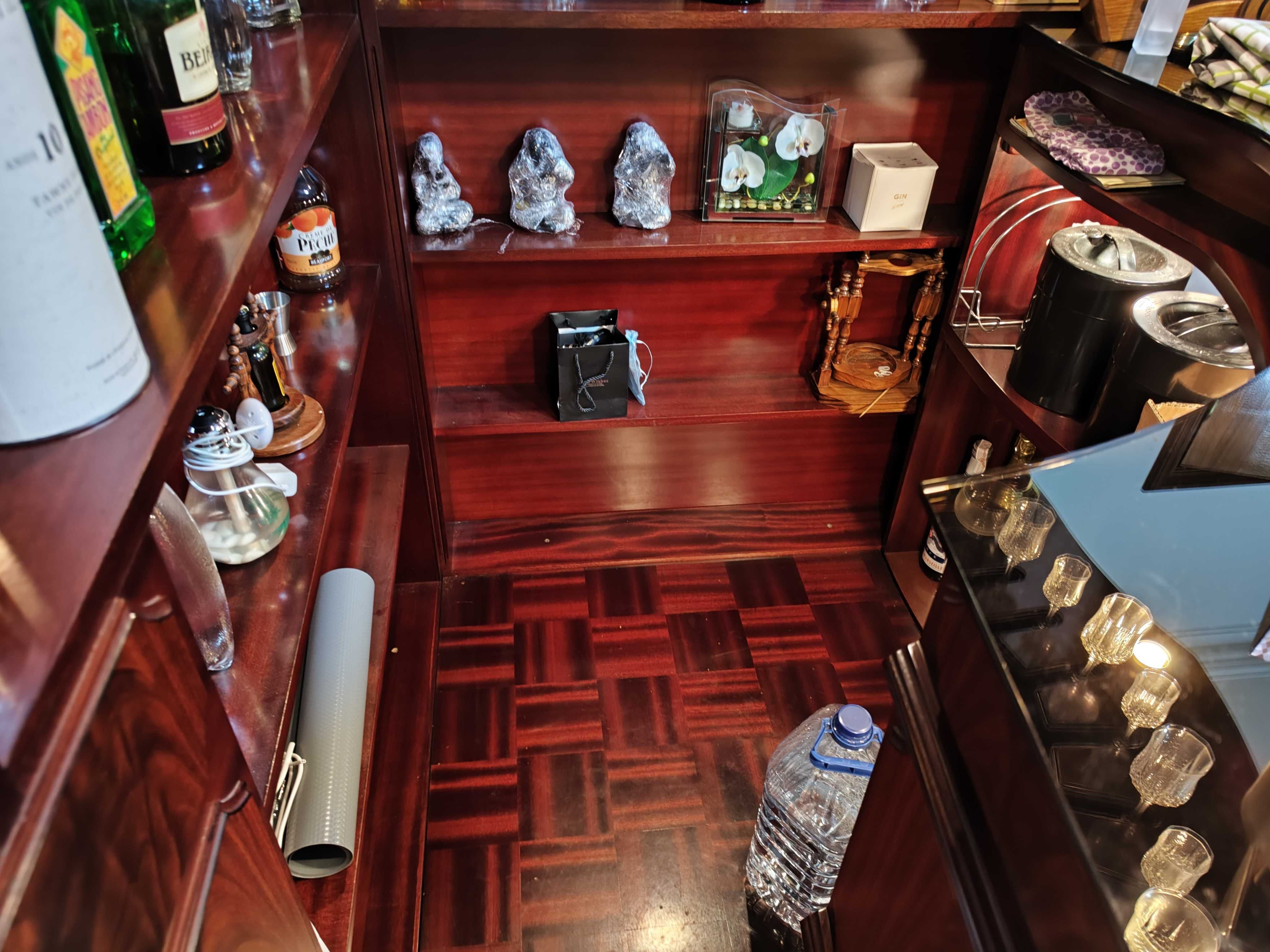 Bar de sala  madeira