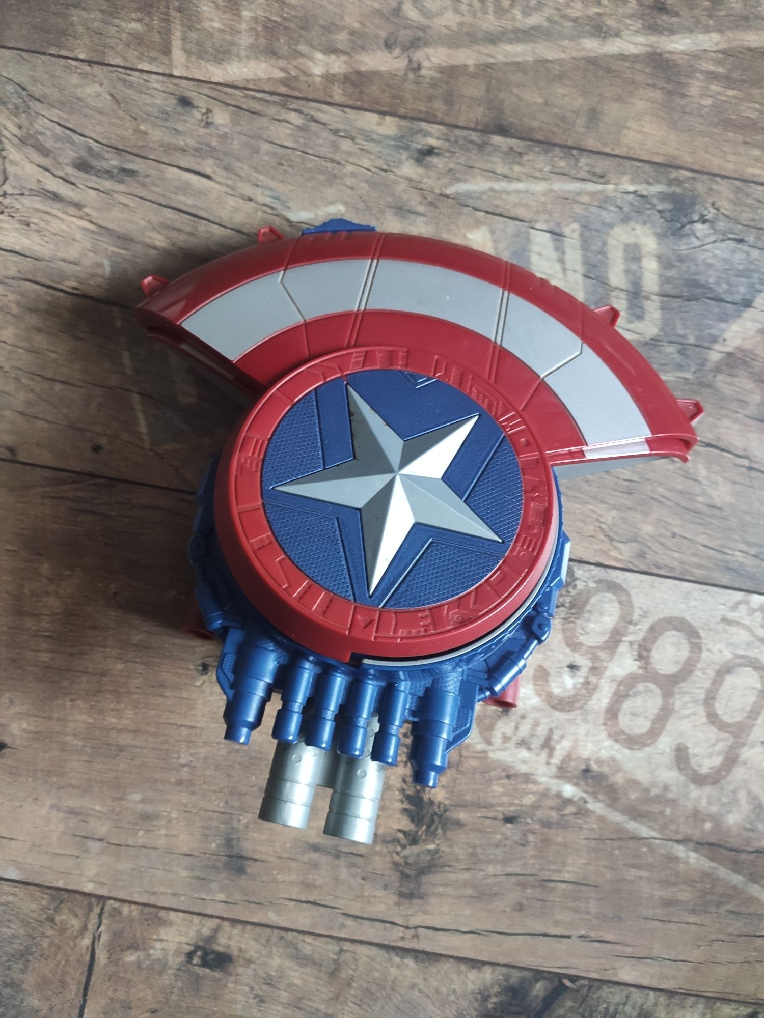 NERF tarcza Kapitana Ameryki