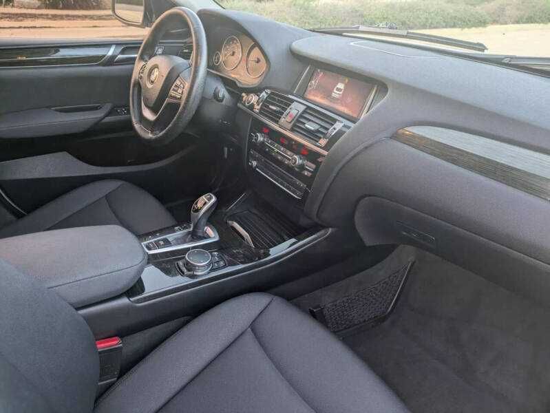 2017  BMW  X4  28i
