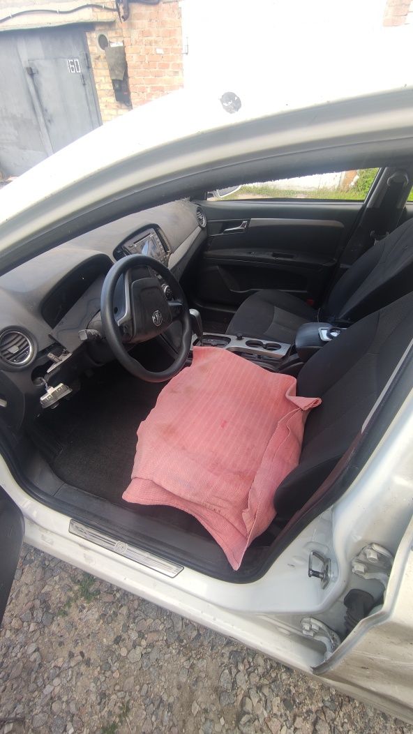 Автомобіль MG 350