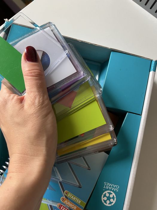 Колір код розвиваюча гра