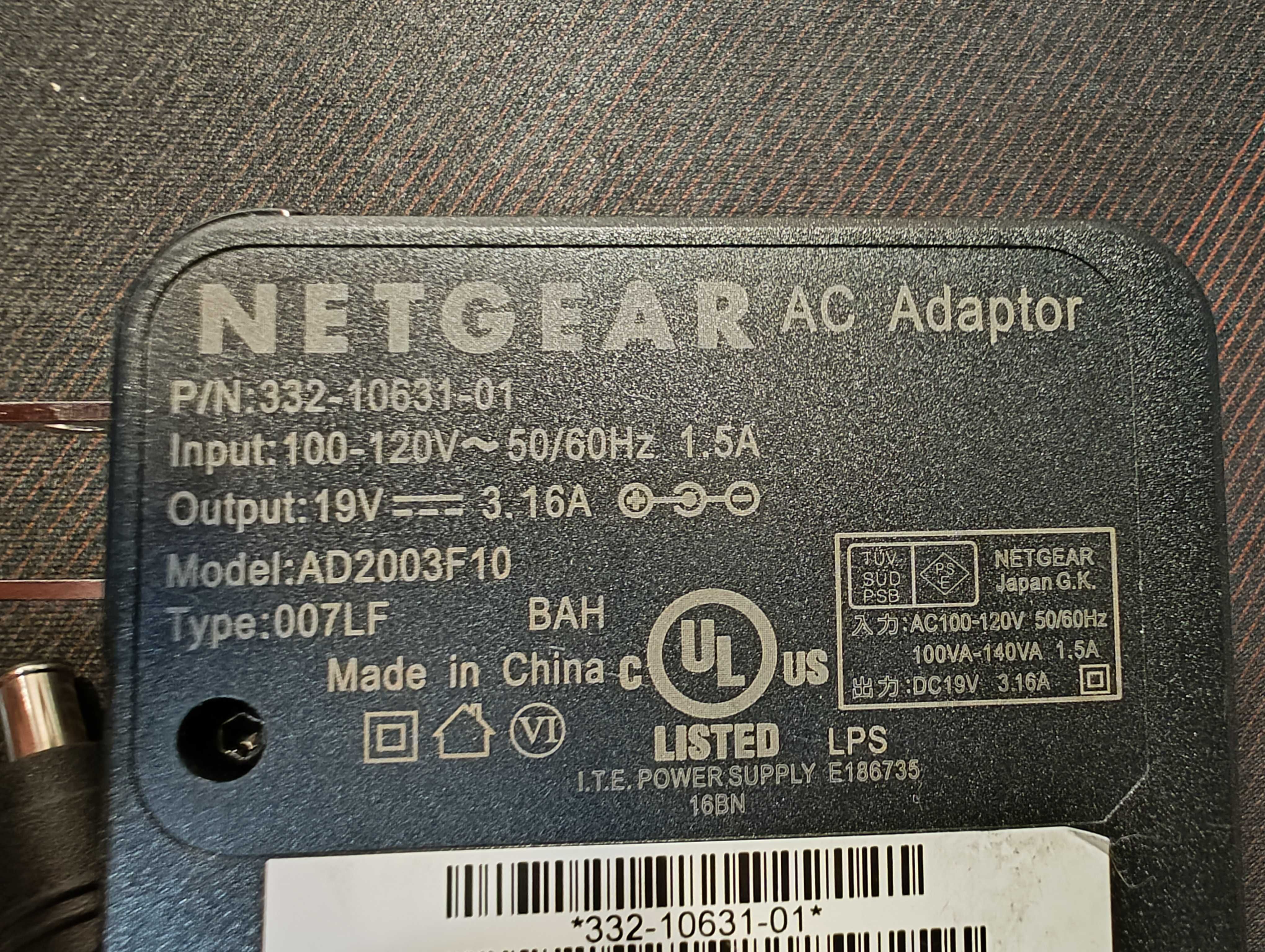 NETGEAR Nighthawk X10  7,2 Гбит/с