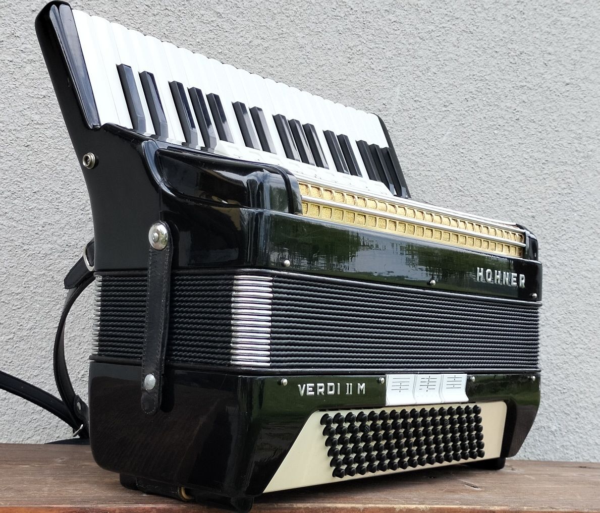 Akordeon Hohner Verdi II M 96 basów - super stan