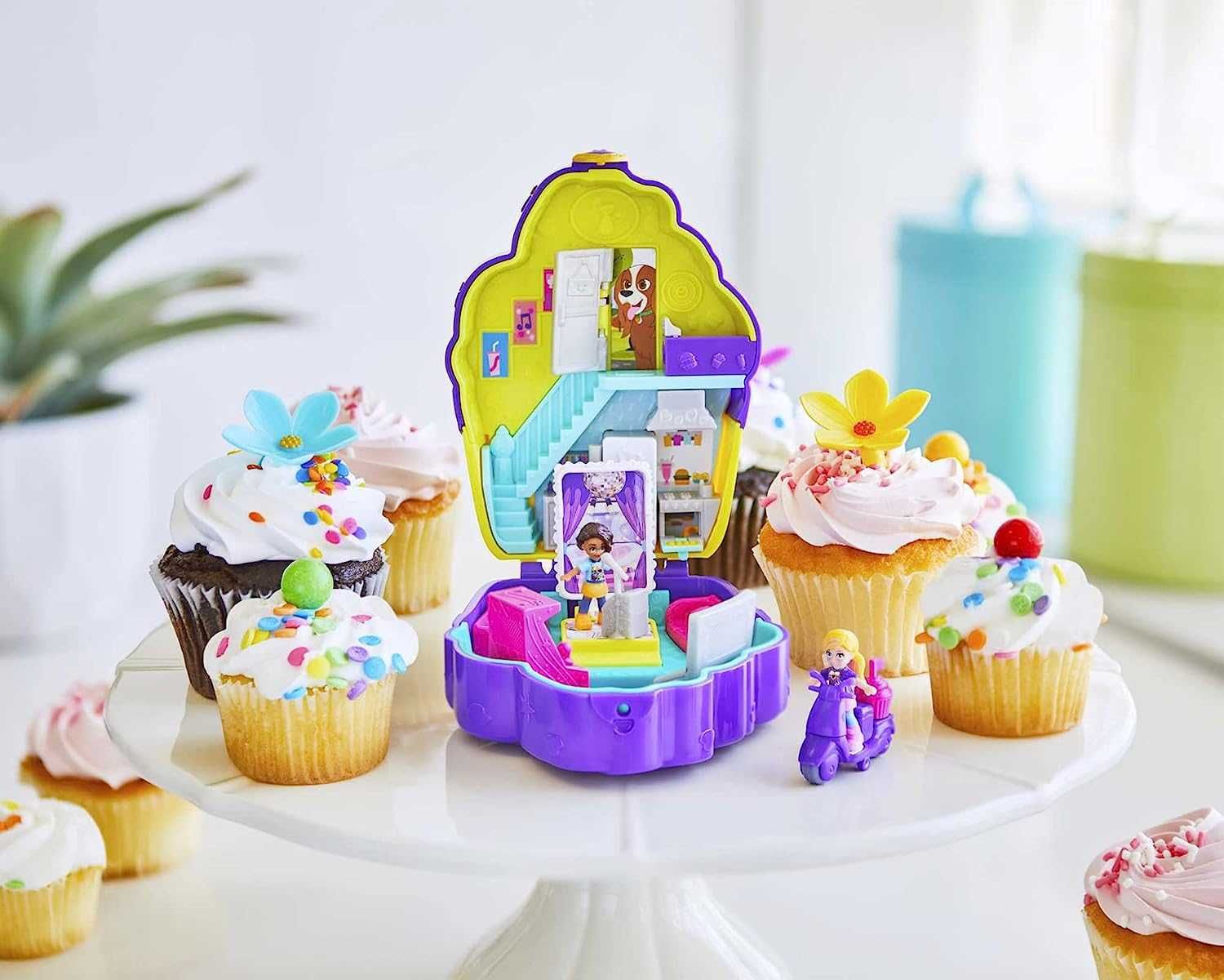 Ігровий набір Polly Pocket вечірка тортиків Pocket World Cupcake