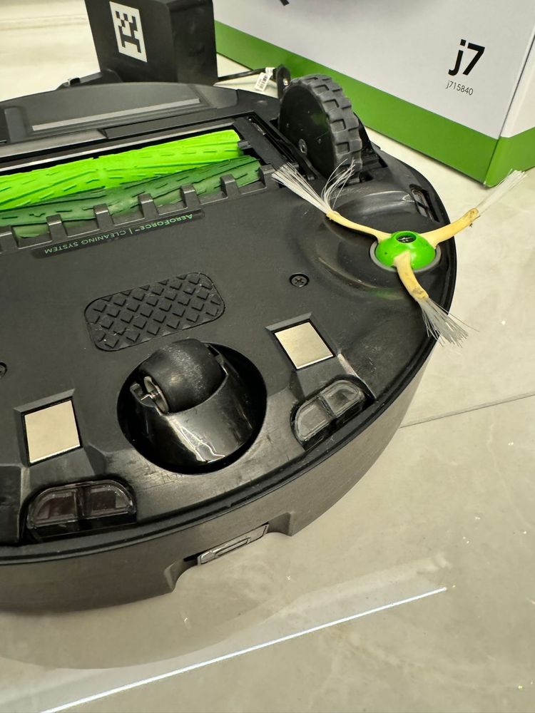 iRobot Roomba J7 jak nowy