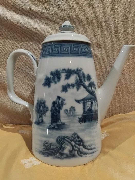 Cafeteira KASUMI, Vista Alegre