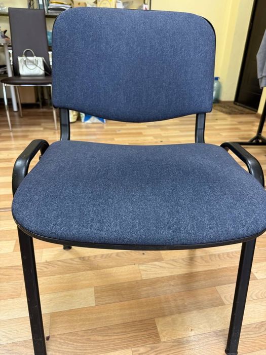 Продам офісні стільці у наявності 5шт