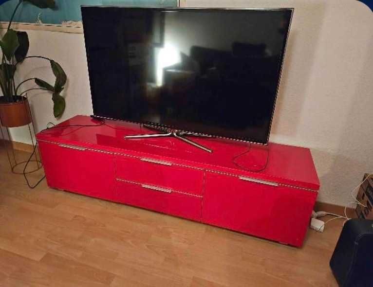 Szafka pod telewizor