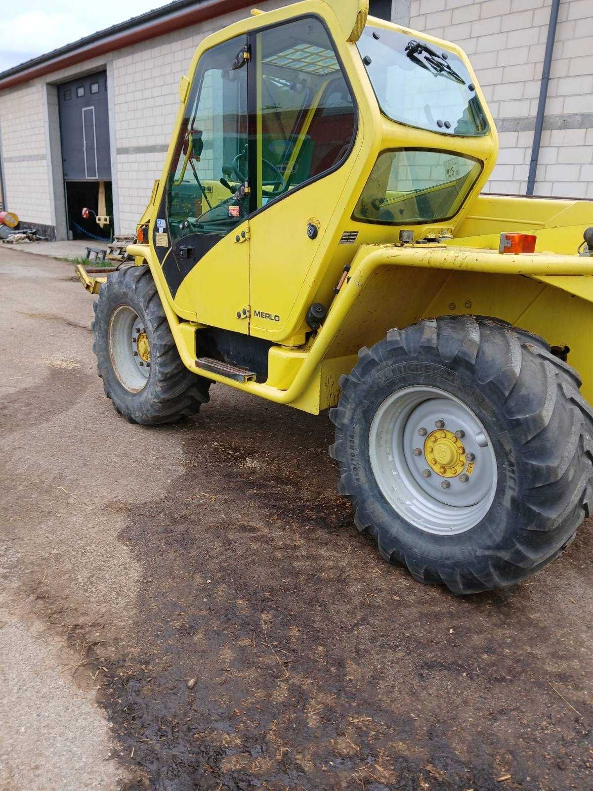 Ładowania teleskopowa Merlo P28.7 K