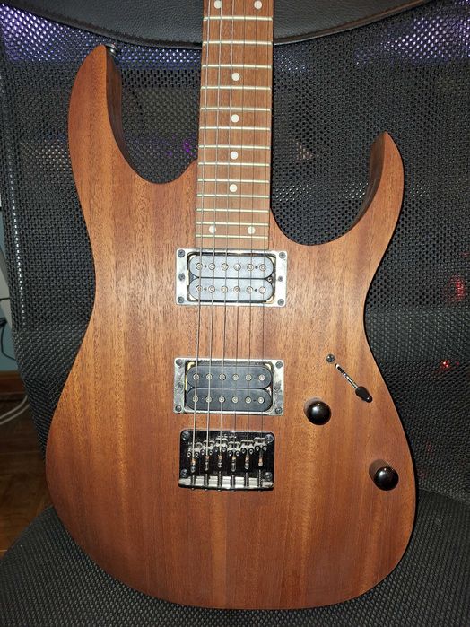 Guitarra Ibanez RG421 6 cordas