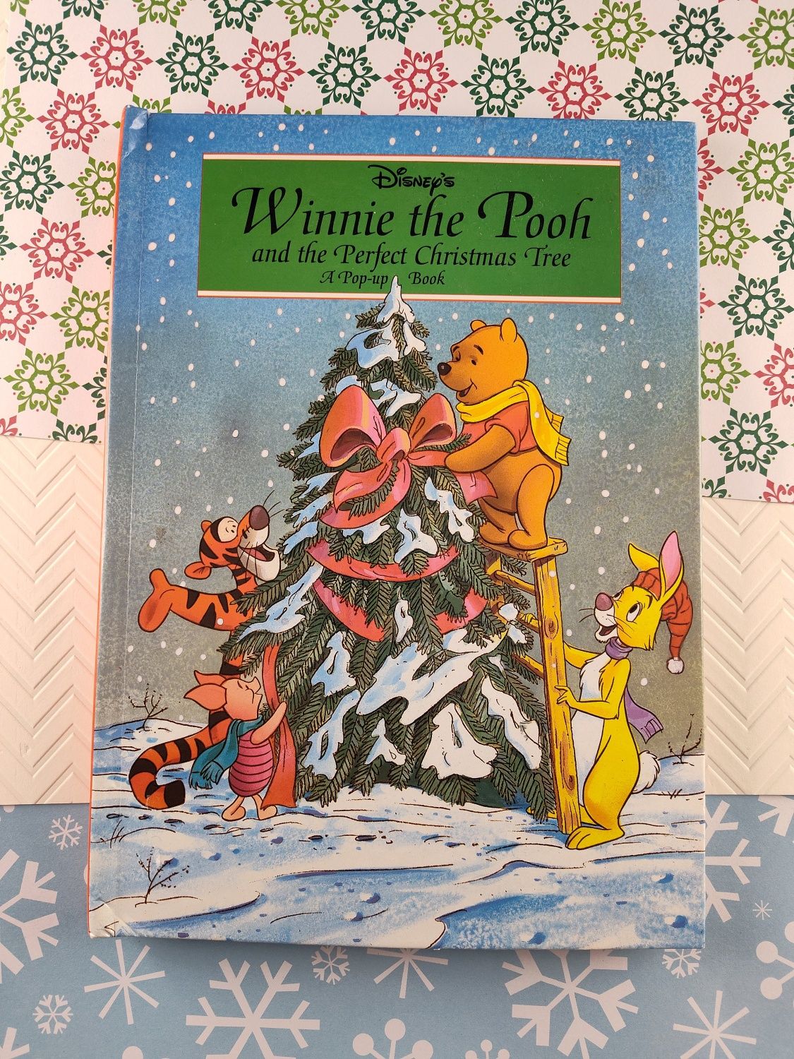 Вінтажна pop-up книга “Winnie the Pooh and the Perfect Christmas ENG