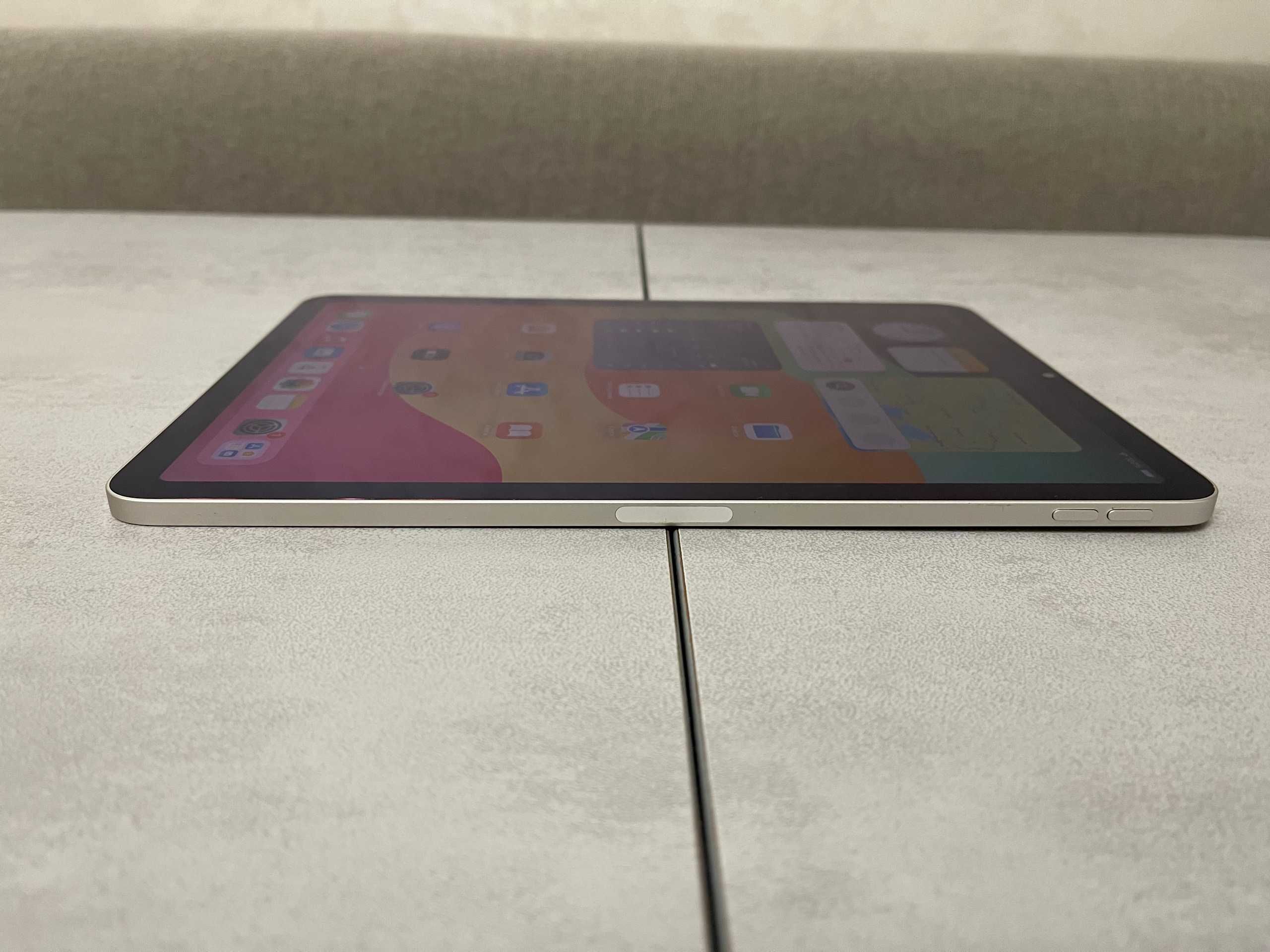 Планшет Apple iPad Air A2588 MM9P3LL/A, 10.9", Apple M1, 8GB, 256GB