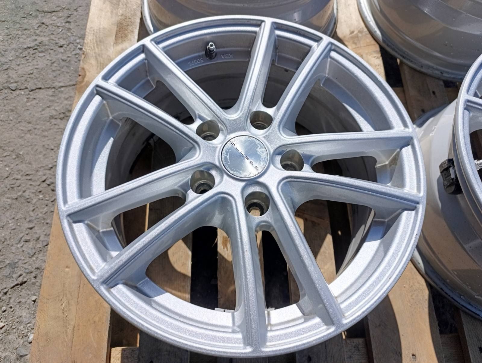 Легкосплавні диски 5*120 R16 титани Р16
