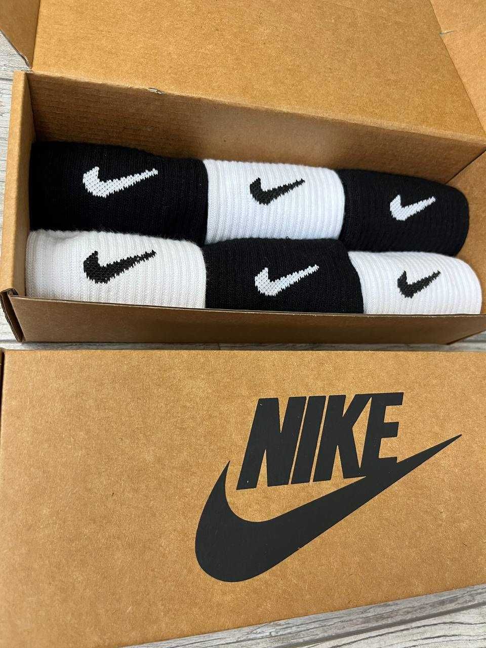 Подарунковий набір шкарпеток у крафт боксі Nike| Високі шкарпетки Найк