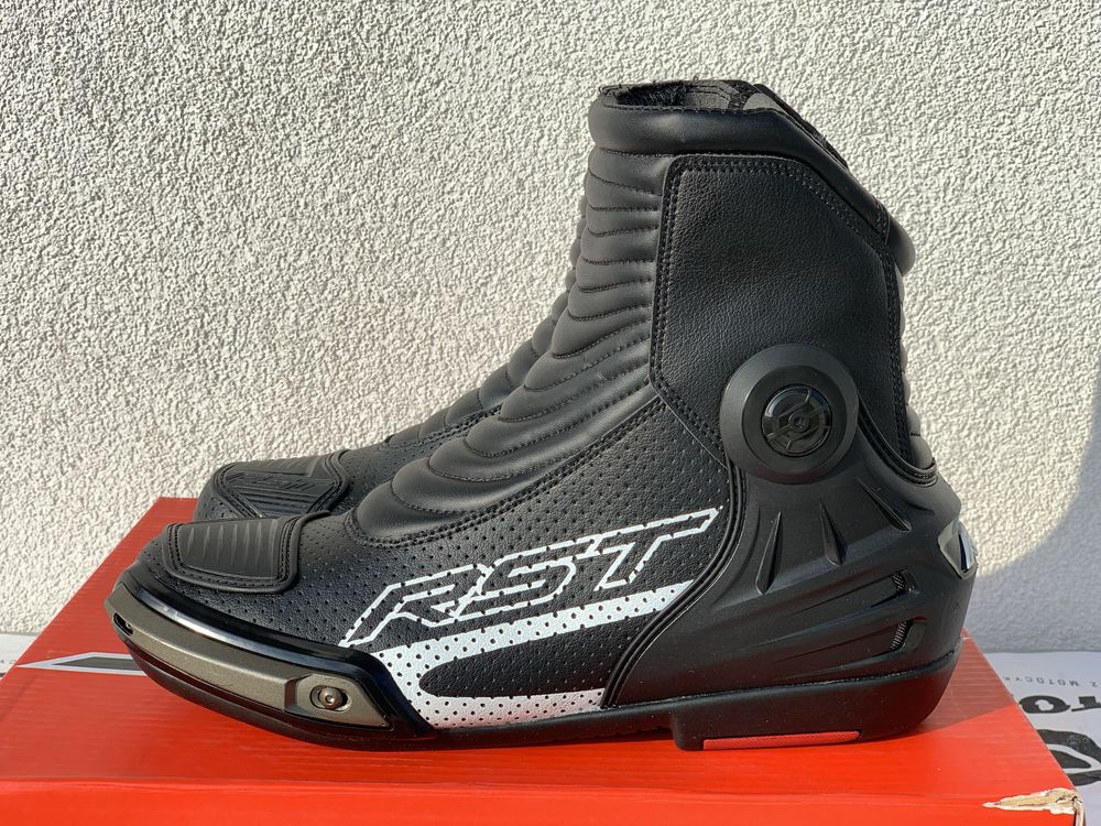 Niskie sportowe buty motocyklowe RST tractech EVO Short rozmiar 44,BDB
