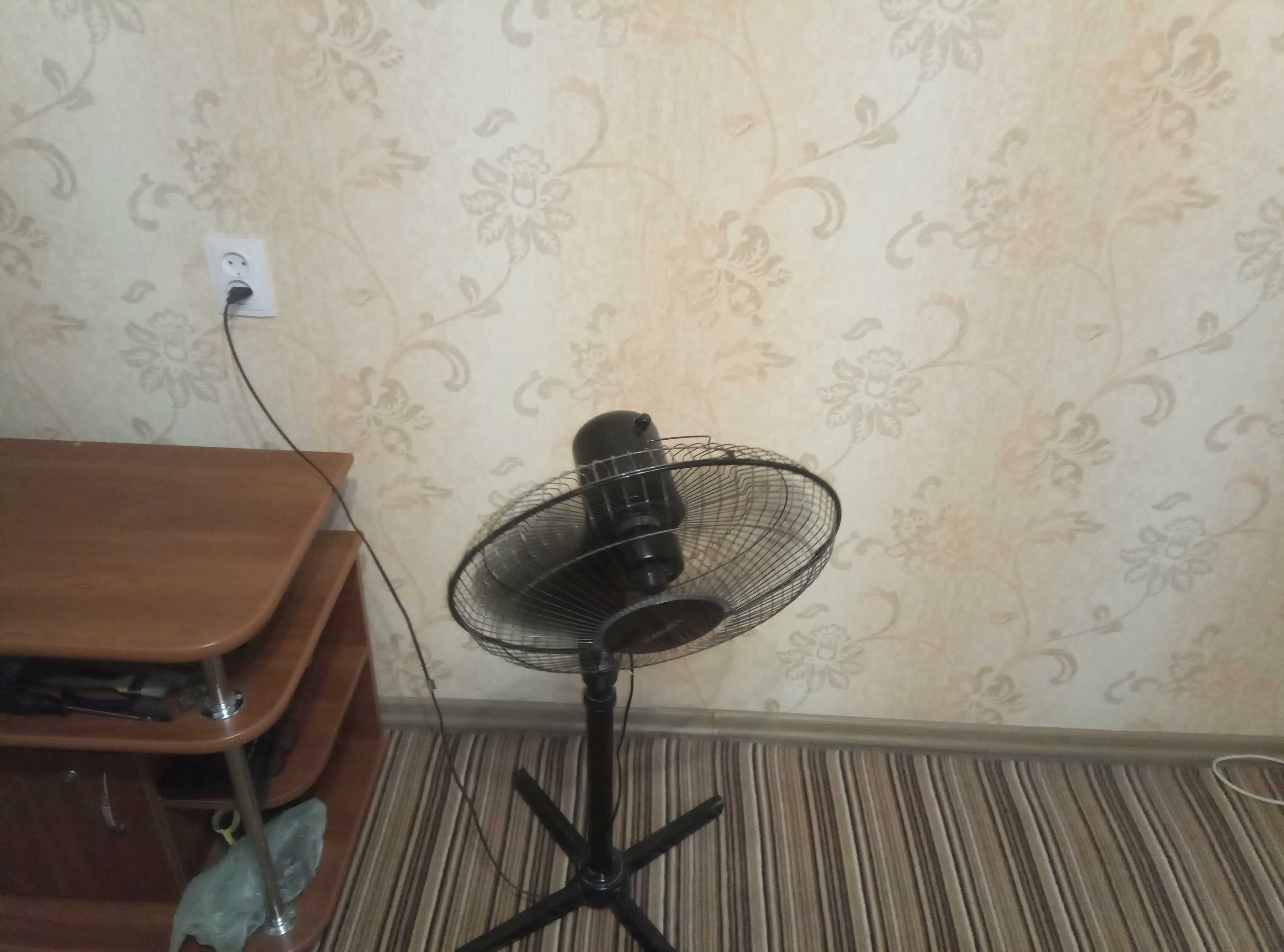 Напольный вентилятор