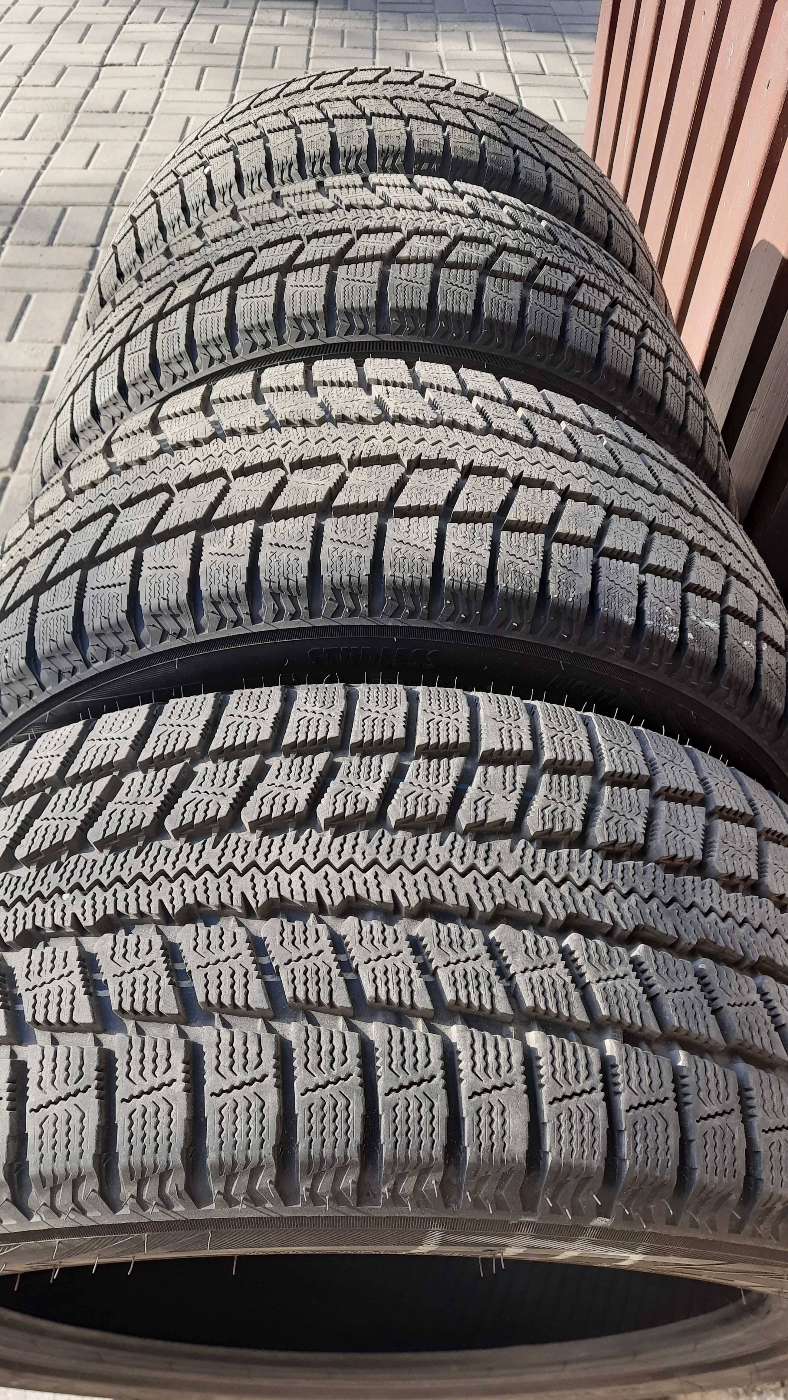 Зимові Nitto SN3 у розмірі 245/45R18 100V. Особисті. Не склад.