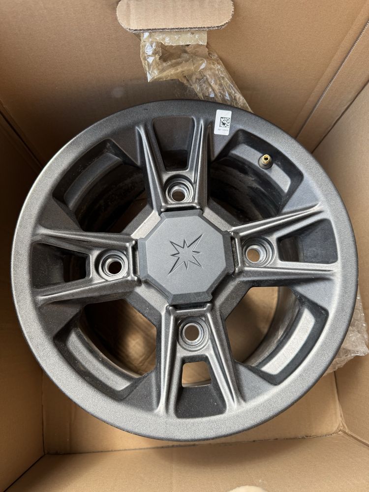 Felgi 12 cali Polaris RZR Sportsman jak nowe