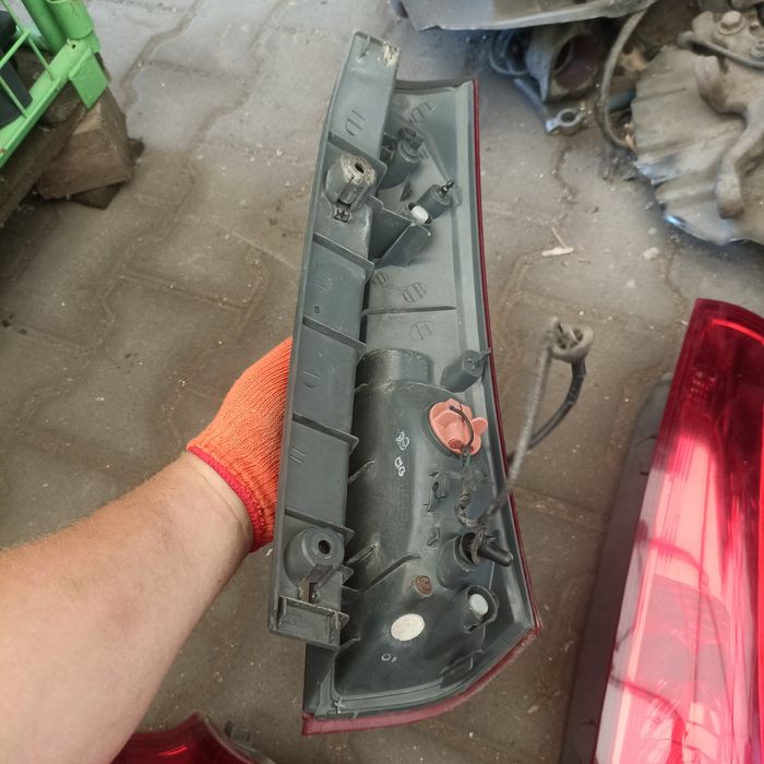 Задній фонар Кіа ceed Кіа сід універсал стоп L