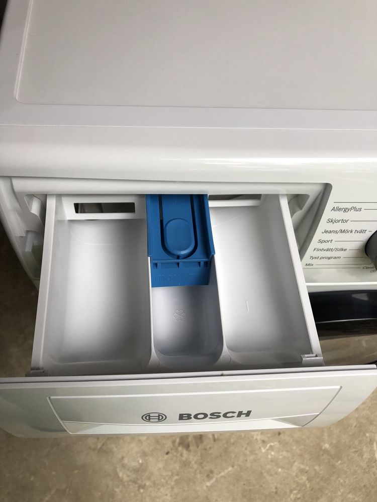 Пральна машина Bosch Serie 4  2022 рік