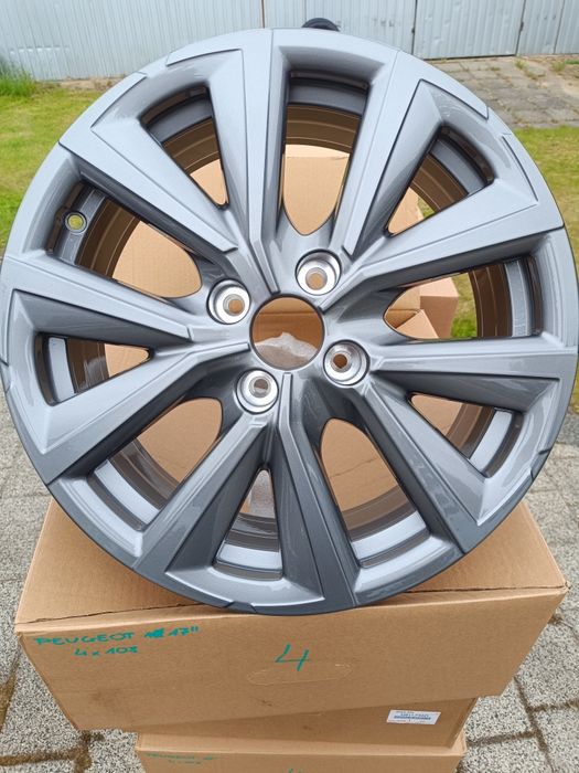 Felgi aluminiowe nowe 4x108x17