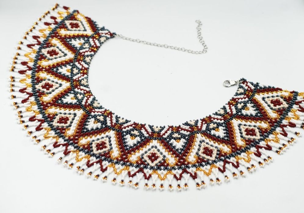 Вишукане намисто силянка ручної роботи з чеського бісеру
