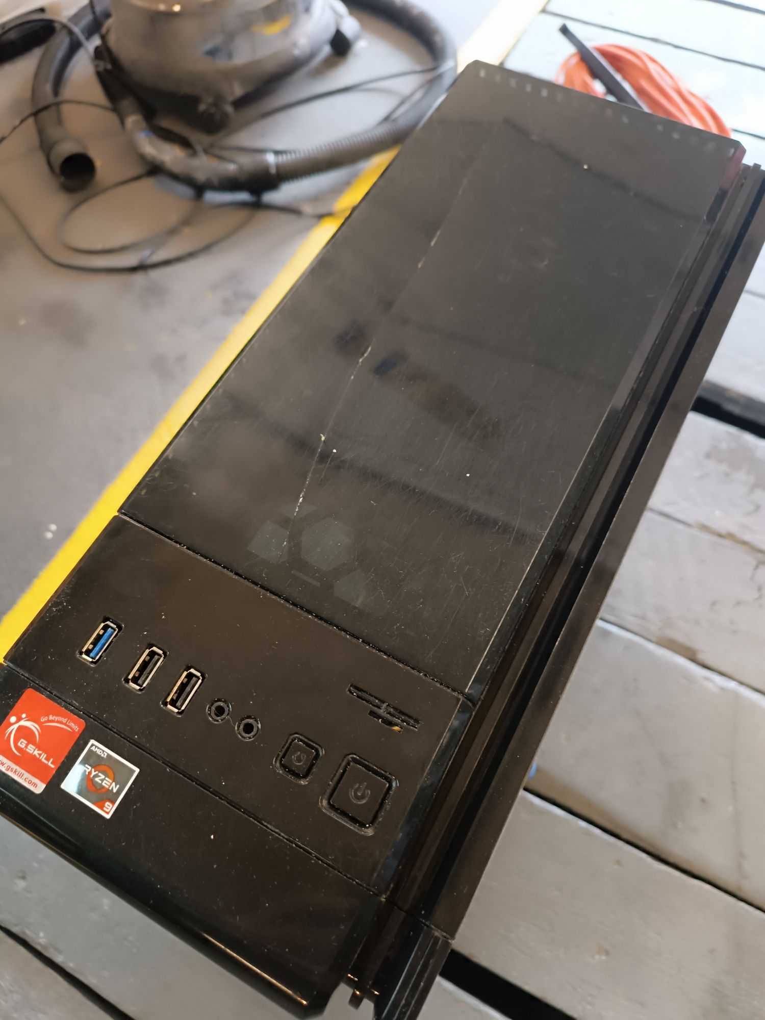 Komputer ryzen 5 3600 ram 32gb gtx strix 4gb ssd 500gb wifi 6