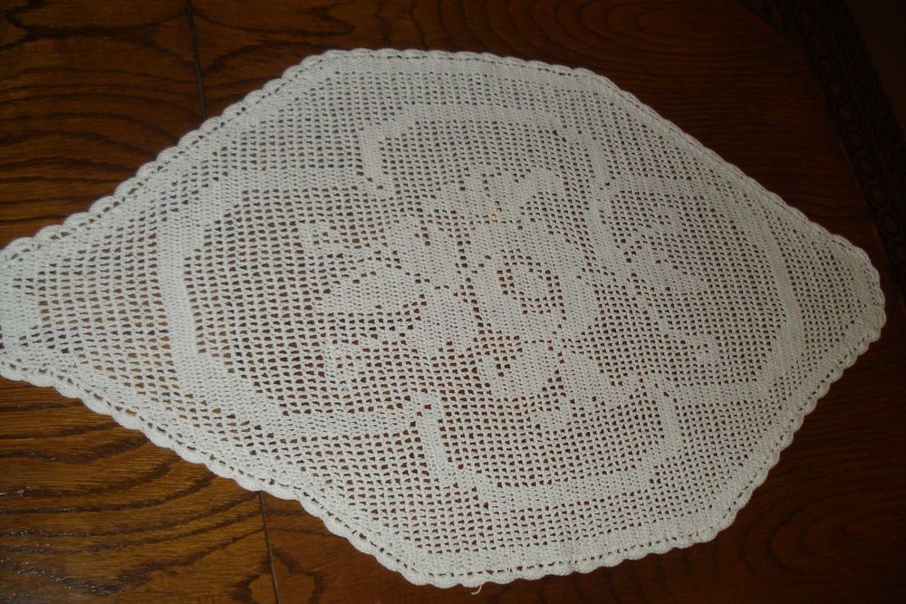 Piękna serweta szydełko 43x72
