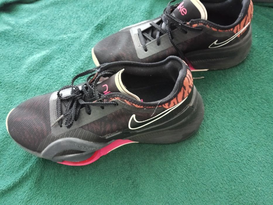 Buty Nike damskie 39