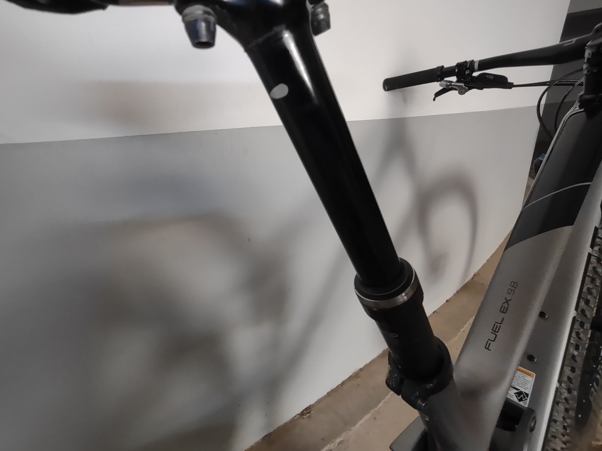 Trek Fuel 9.8 EX Carbon 29er Mtn Bile