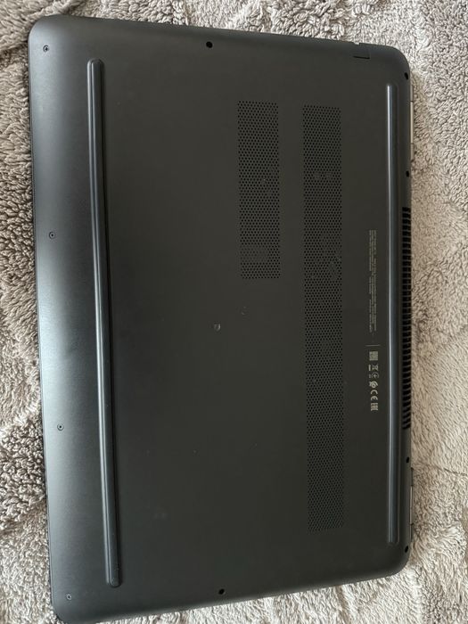 Portátil HP 15-ax002np