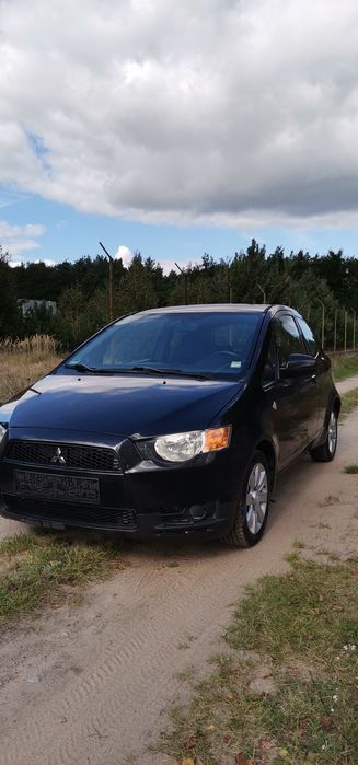 Mitsubishi colt 1.3 Benz 2010