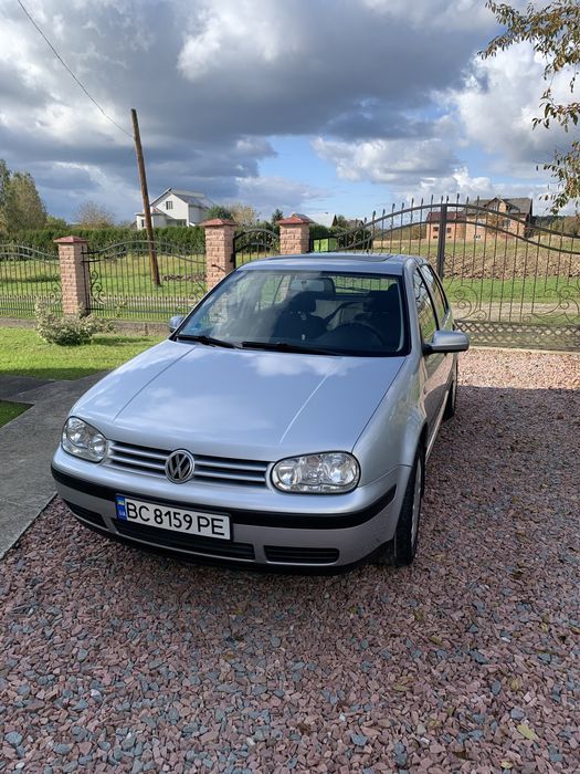 Продаю Volkswagen Golf IV