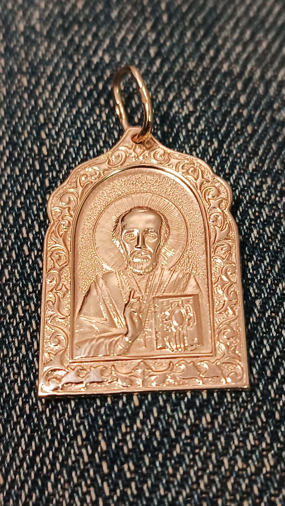 Золота підвіска 1.78г 585