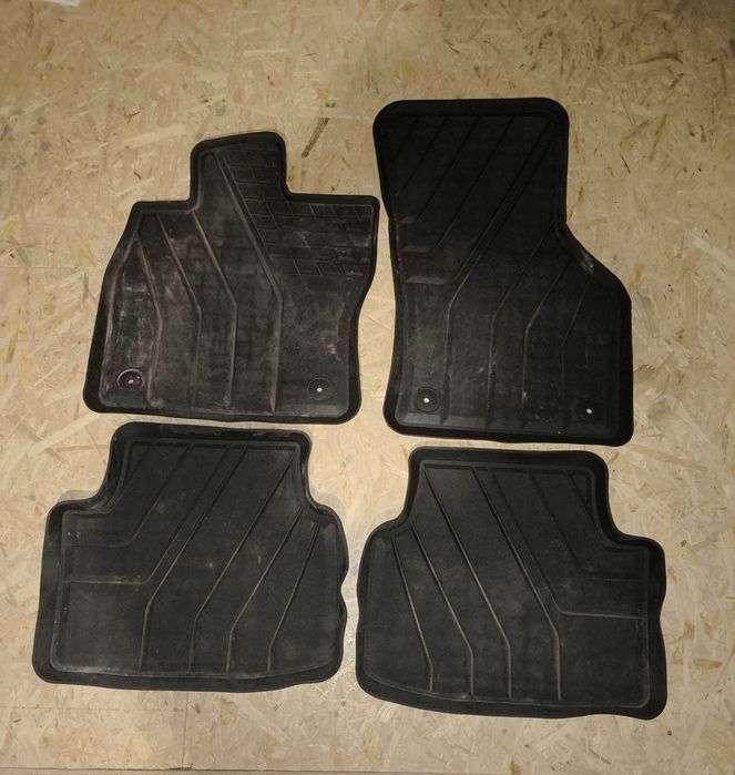 wycieraczki gumowe z wysokim rantem Octavia 3