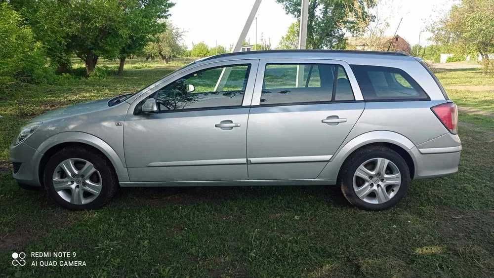 Opel Astra H в отчилчном состоянии