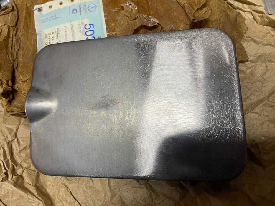 Лючок бензобака ВАЗ 2110,2112